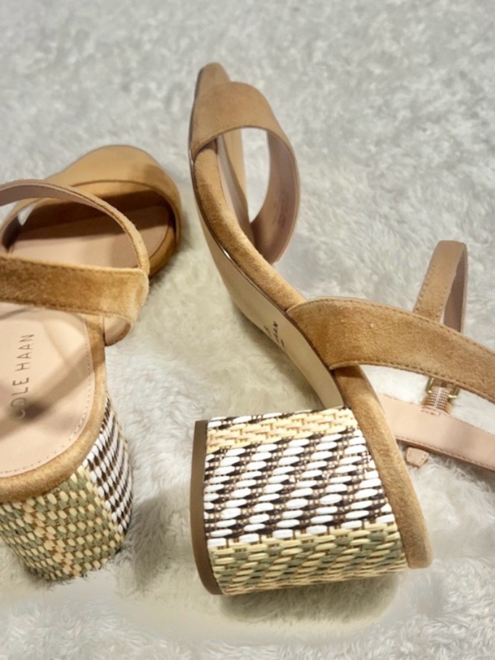 Cole Haan Sz 8.5 Tan Josie Block Heel Sandals Stripe Raffia Biscuit Leather NWT
